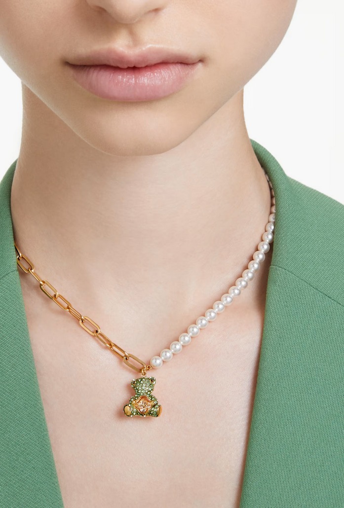 【SWAROVSKI】 韓国ドラマ キム・ユジョン テディベアネックレス SWAROVSKI】 韓国ドラマ キム・ユジョン テディベアネックレス